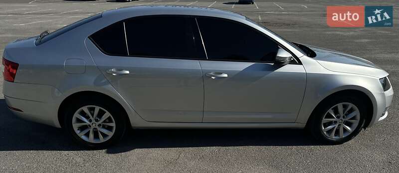 Ліфтбек Skoda Octavia 2017 в Ужгороді фото 5 Ліфтбек Skoda Octavia 2017 в Ужгороді