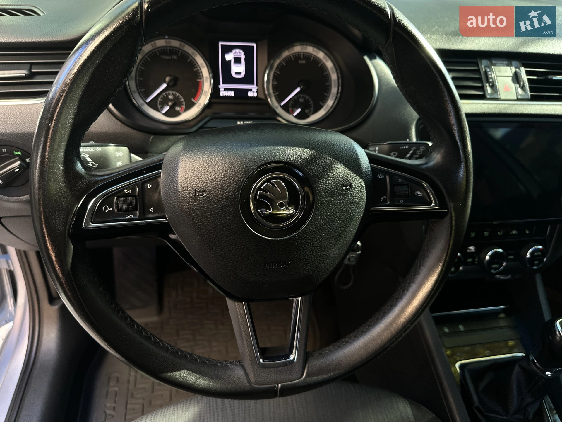 2017 Skoda Octavia - мініатюра 21