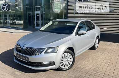 Лифтбек Skoda Octavia 2019 в Киеве