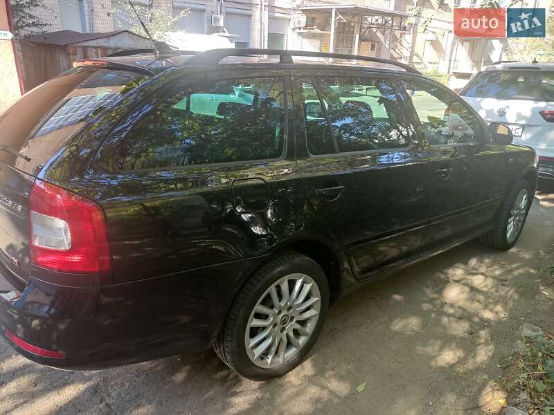 Универсал Skoda Octavia 2010 в Запорожье
