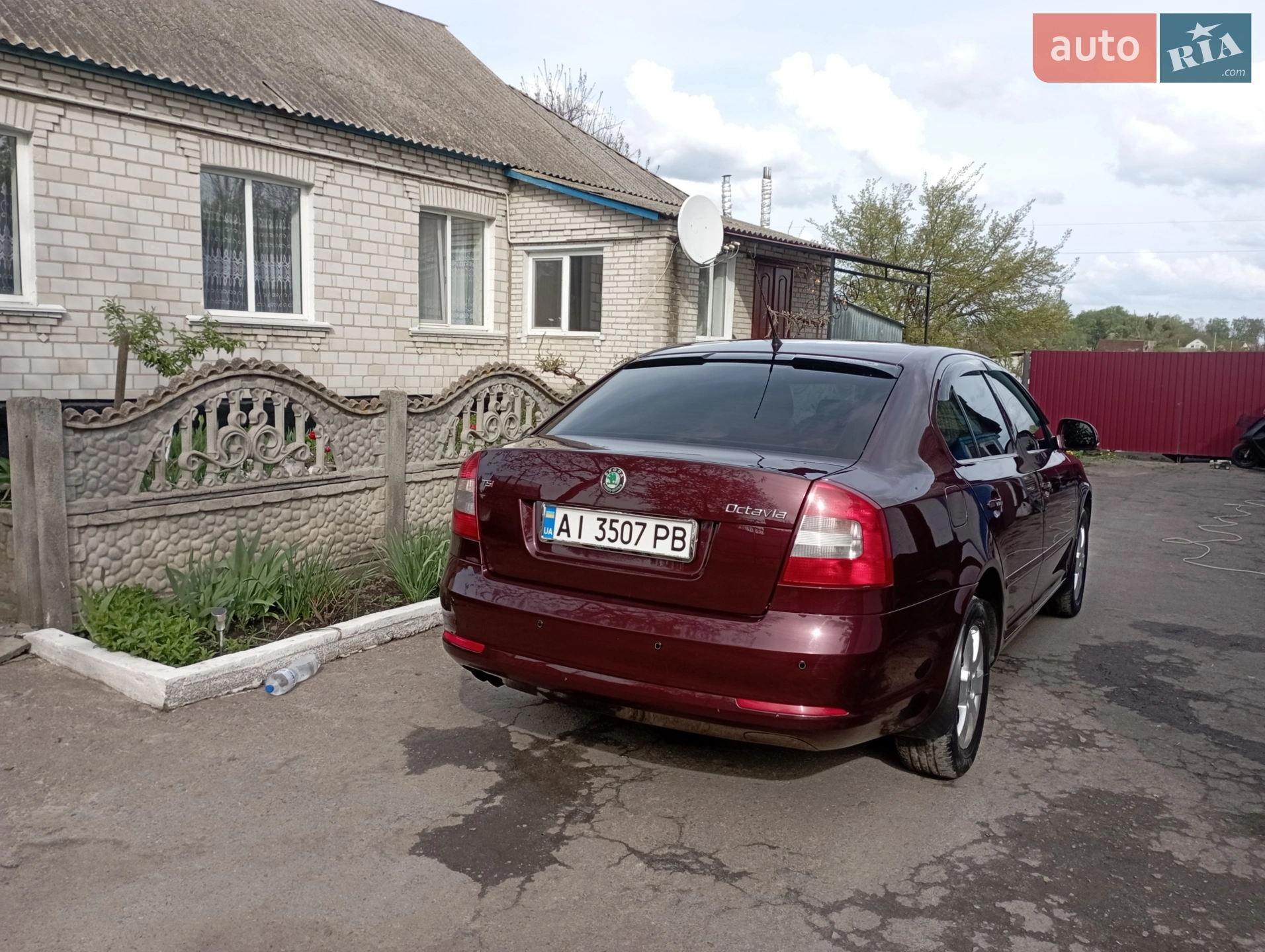 2010 Skoda Octavia - мініатюра 3