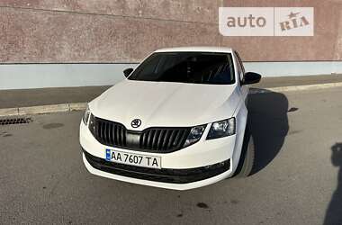 Лифтбек Skoda Octavia 2017 в Киеве