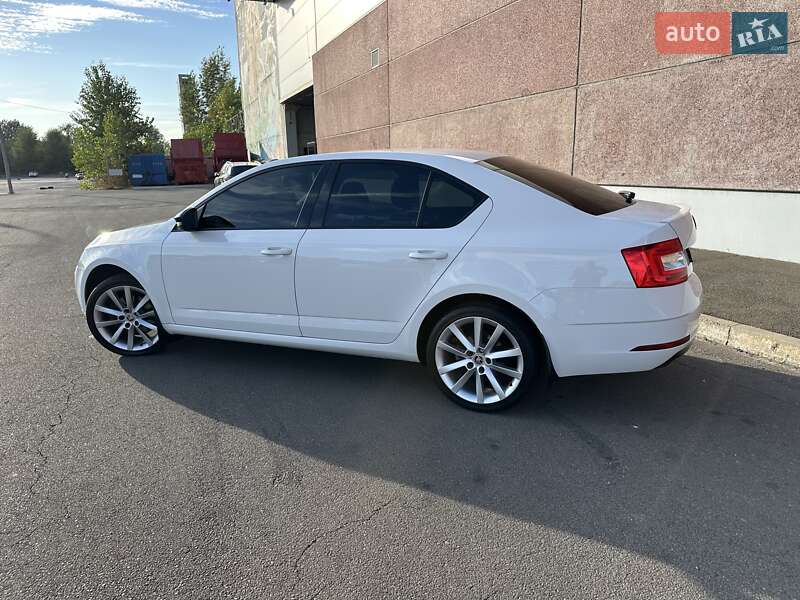 Лифтбек Skoda Octavia 2017 в Киеве