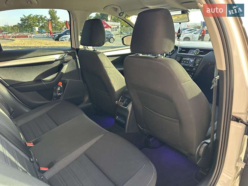 Лифтбек Skoda Octavia 2017 в Киеве