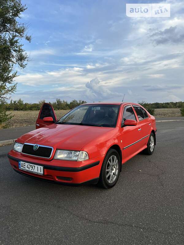 Лифтбек Skoda Octavia 1998 в Кривом Роге