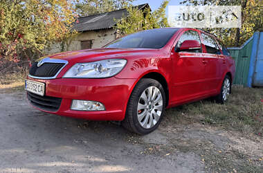 Универсал Skoda Octavia 2012 в Изюме