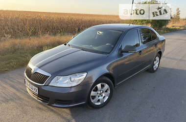 Лифтбек Skoda Octavia 2011 в Мене