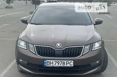 Лифтбек Skoda Octavia 2019 в Одессе