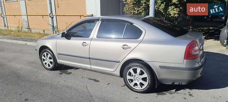 Ліфтбек Skoda Octavia 2007 в Дніпрі