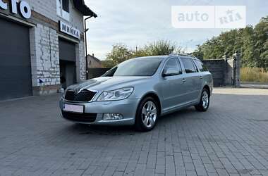 Універсал Skoda Octavia 2009 в Луцьку