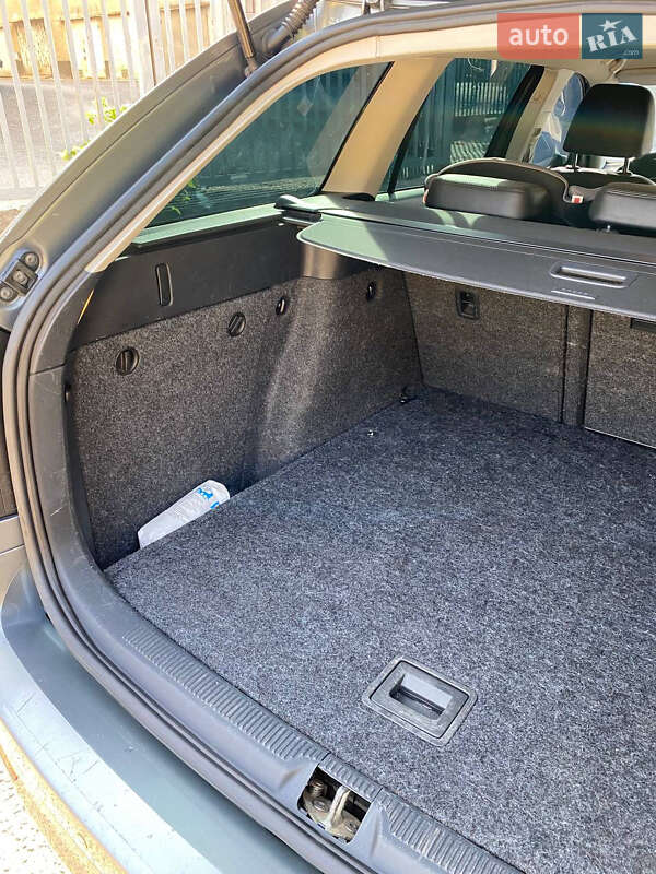 Універсал Skoda Octavia 2012 в Харкові