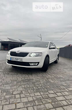 Ліфтбек Skoda Octavia 2015 в Мукачевому