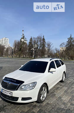 Універсал Skoda Octavia 2010 в Харкові