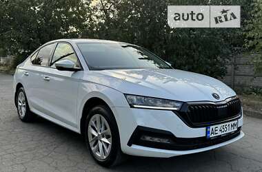 Лифтбек Skoda Octavia 2023 в Кривом Роге