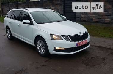 Універсал Skoda Octavia 2018 в Рівному