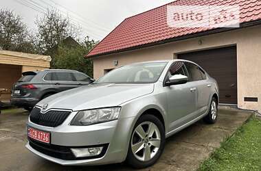 Лифтбек Skoda Octavia 2017 в Ивано-Франковске