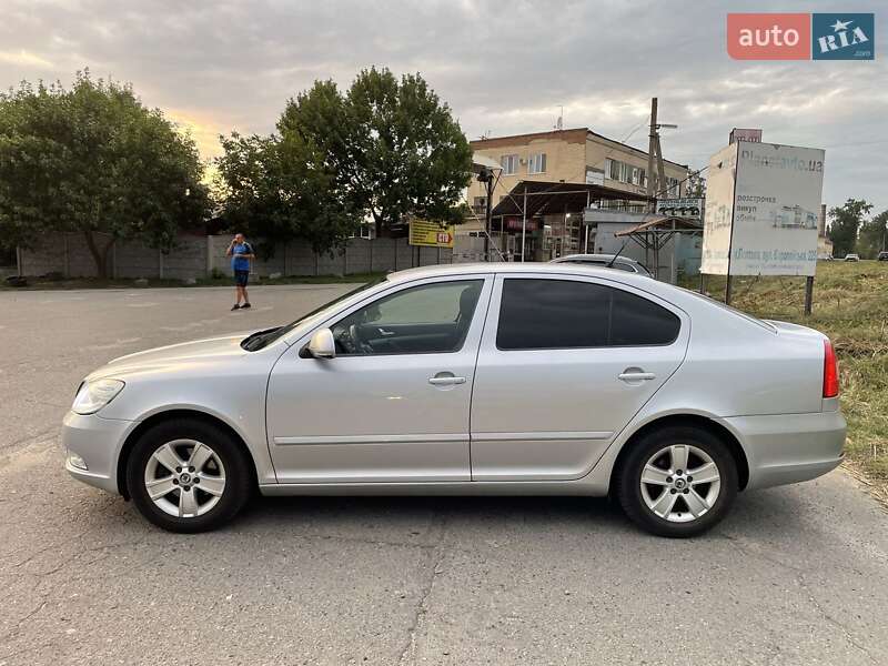 Лифтбек Skoda Octavia 2010 в Полтаве