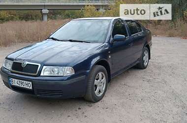 Лифтбек Skoda Octavia 2001 в Гадяче