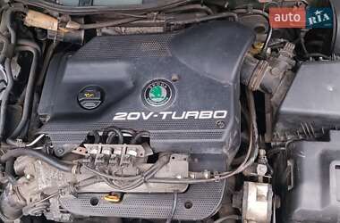 Лифтбек Skoda Octavia 2003 в 