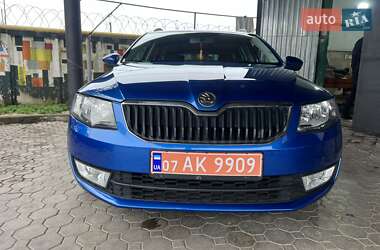 Универсал Skoda Octavia 2014 в Ужгороде