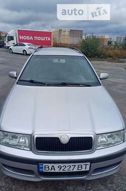 Универсал Skoda Octavia 2006 в Софиевской Борщаговке