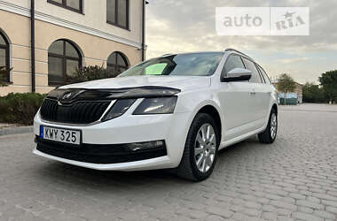 Универсал Skoda Octavia 2018 в Дунаевцах