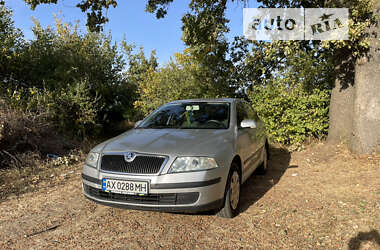 Ліфтбек Skoda Octavia 2006 в Валках