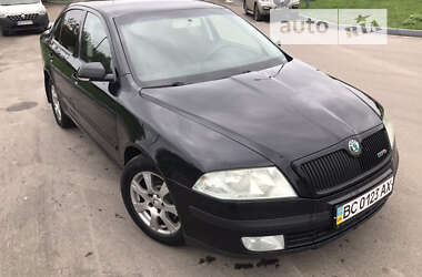 Лифтбек Skoda Octavia 2006 в Остроге