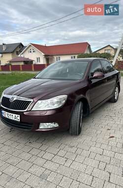Лифтбек Skoda Octavia 2010 в 