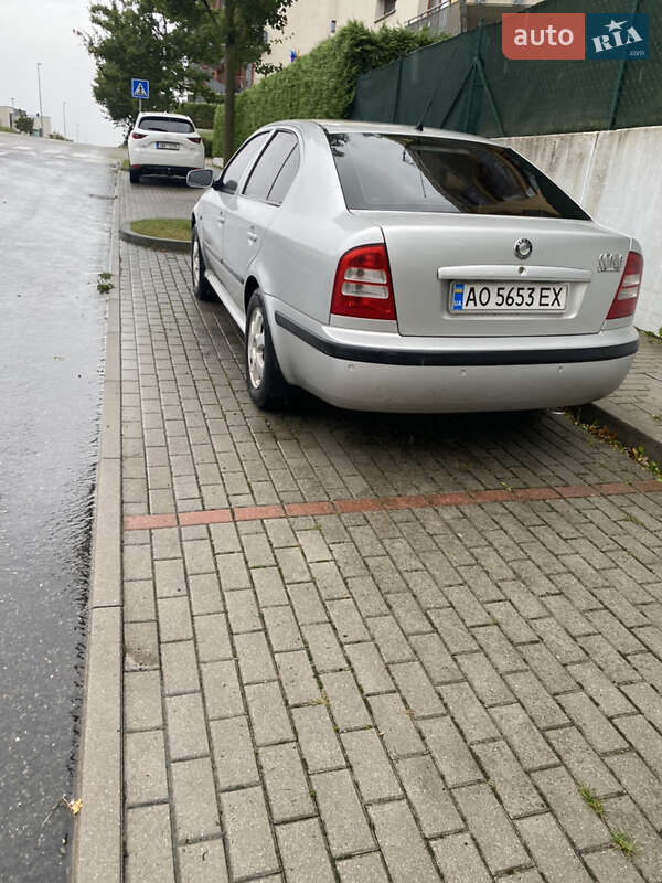 Лифтбек Skoda Octavia 2001 в Тячеве