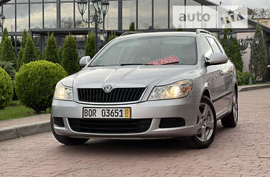 Универсал Skoda Octavia 2011 в Стрые