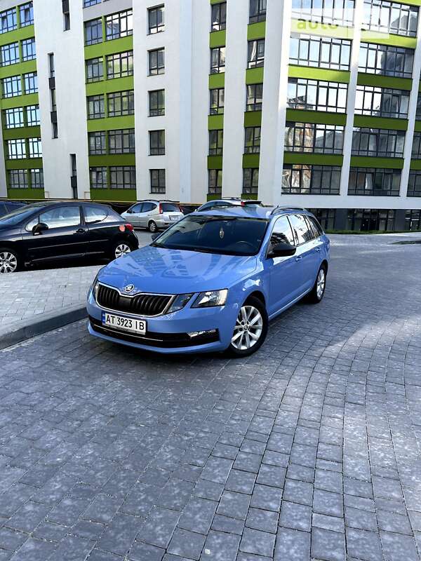 Универсал Skoda Octavia 2017 в Ивано-Франковске