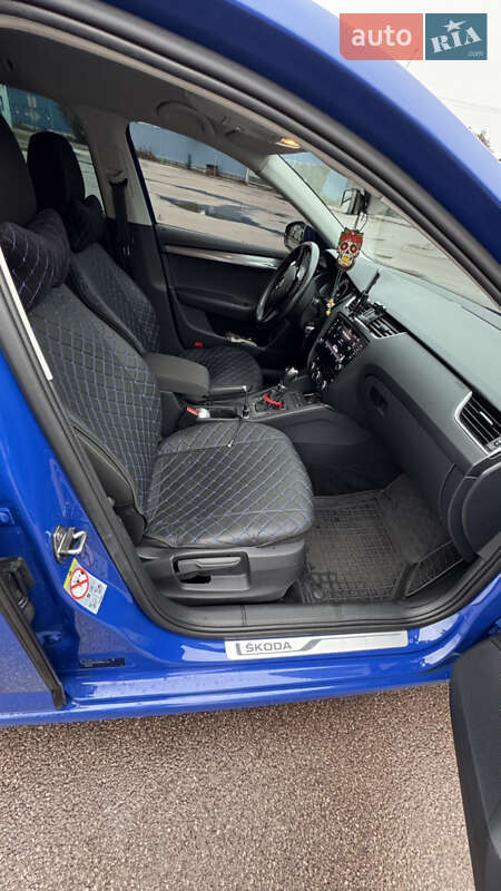 Универсал Skoda Octavia 2018 в Коростене