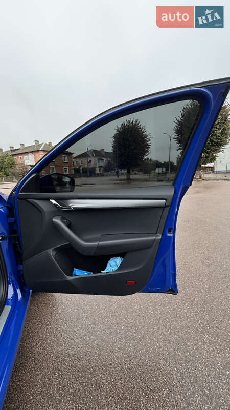 Универсал Skoda Octavia 2018 в Коростене