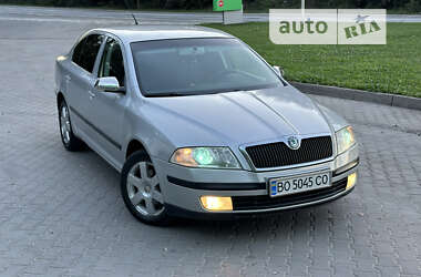 Лифтбек Skoda Octavia 2004 в Хмельницком