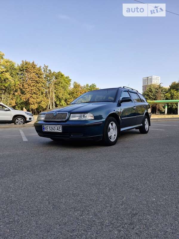 Универсал Skoda Octavia 1999 в Днепре