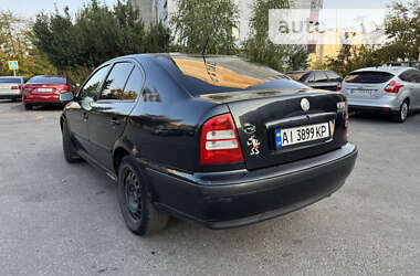 Лифтбек Skoda Octavia 2004 в Василькове