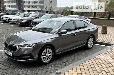 Лифтбек Skoda Octavia 2023 в Киеве