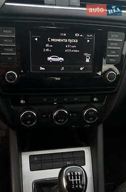 Лифтбек Skoda Octavia 2014 в 