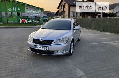 Универсал Skoda Octavia 2013 в Староконстантинове