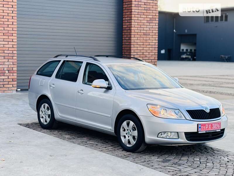 Универсал Skoda Octavia 2012 в Иршаве