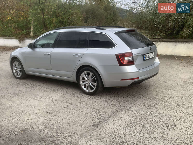 Універсал Skoda Octavia 2018 в Сваляві