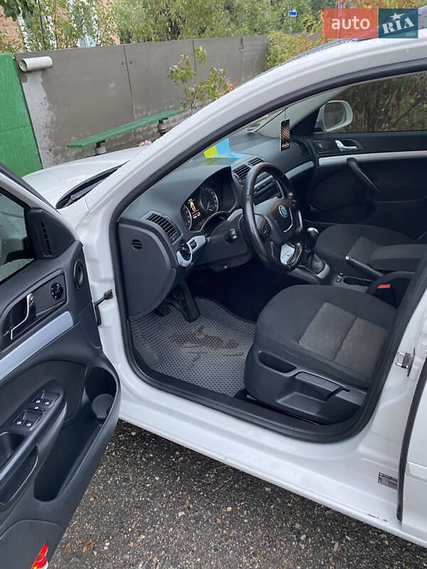 Универсал Skoda Octavia 2010 в Кропивницком фото 14 Универсал Skoda Octavia 2010 в Кропивницком