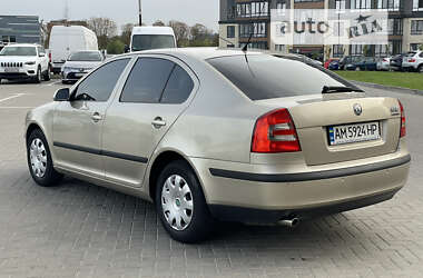 Лифтбек Skoda Octavia 2004 в Житомире