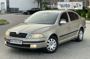 Лифтбек Skoda Octavia 2004 в Житомире