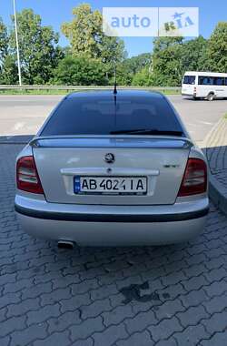 Ліфтбек Skoda Octavia 2002 в Вінниці