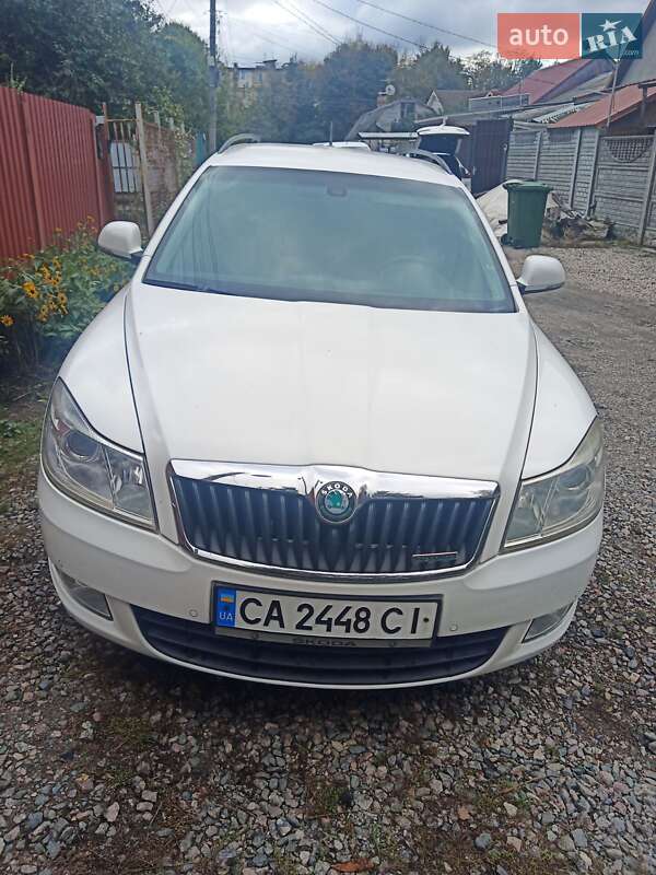 Универсал Skoda Octavia 2011 в Черкассах