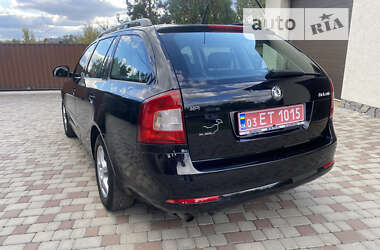 Універсал Skoda Octavia 2009 в Дніпрі