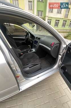 Универсал Skoda Octavia 2010 в 