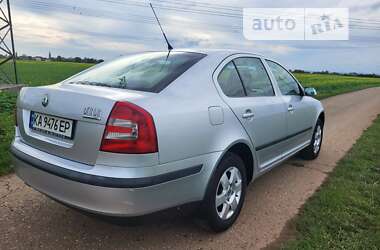 Лифтбек Skoda Octavia 2008 в Киеве